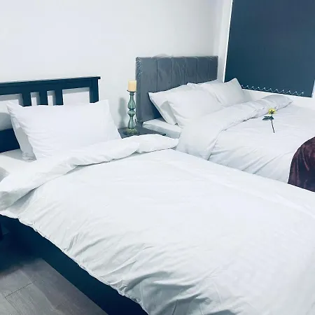 1 Bed Apartment With 2 Beds 1 Double Plus 1 Single Birmingham Exterior photo