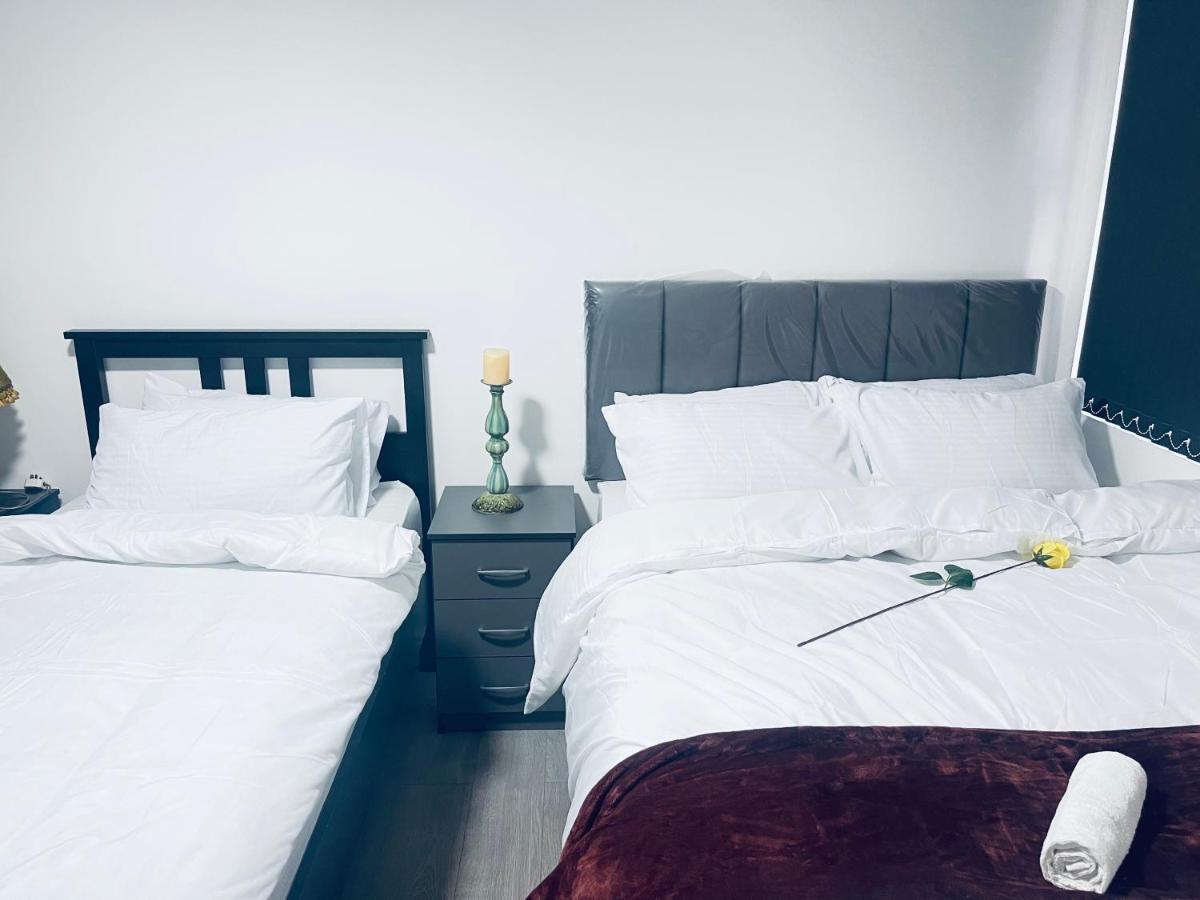 1 Bed With 2 Beds 1 Double 1 Single Birmingam